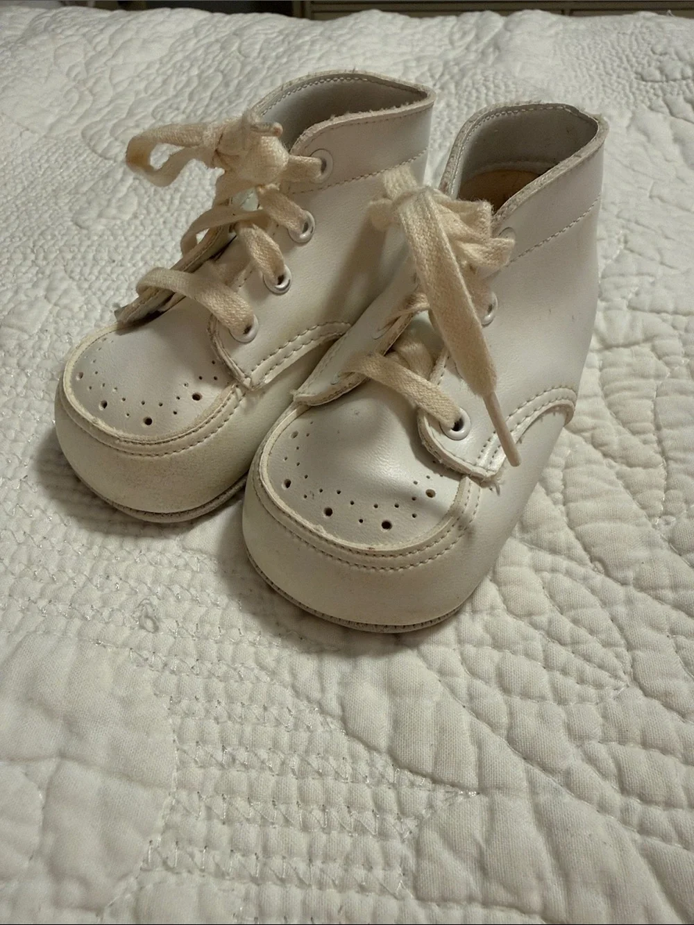 Vintage Classic White Baby Lace-Up Oxford Shoes